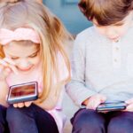 Let’s Recognize Child Phone Addiction and Find out Remedy