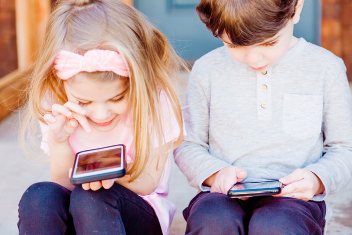 Child Phone Addiction and Unlock Proven Remedies child-phone-addiction-and-unlock-proven-remedies