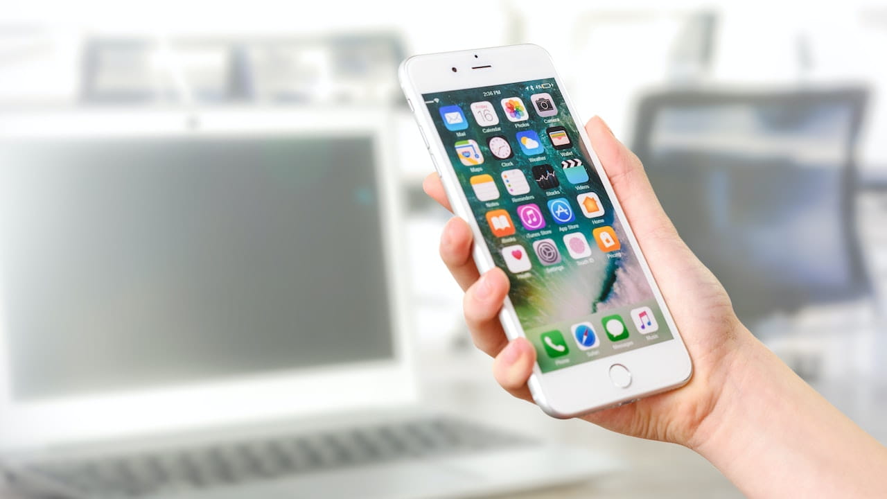 Detect Fake Apps That are Monitoring Your Phone detect-fake-apps-that-are-monitoring-your-phone